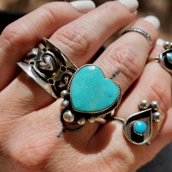 Turquoise Sterling Silver Handmade Navajo Heart Ring NEW